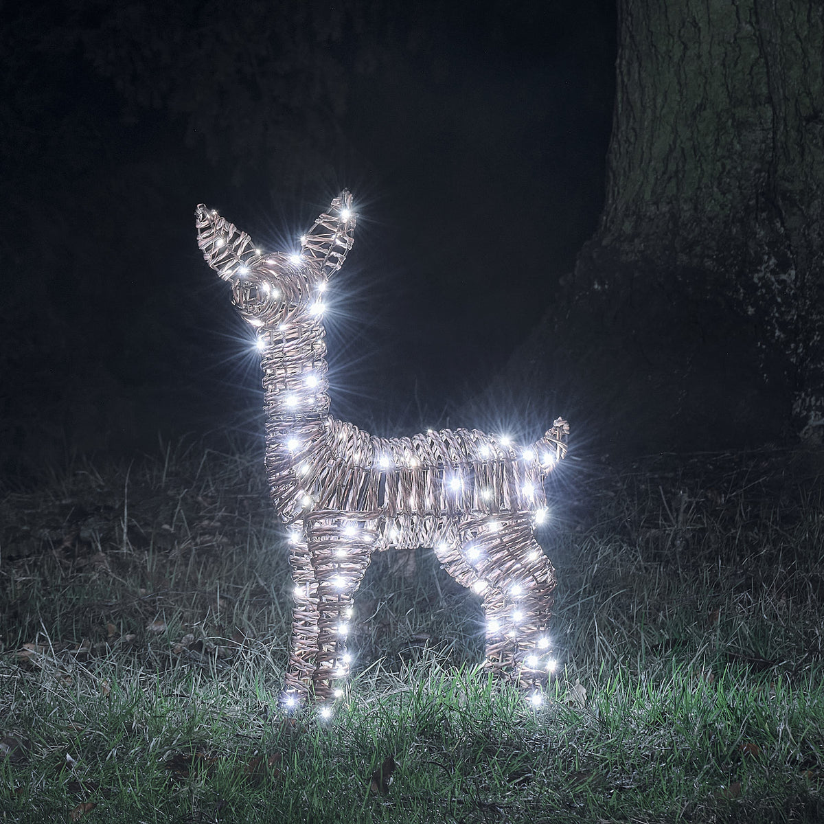 Pateley Bicolor LED-Rehkitz aus Rattan mit 110 LEDs in Kaltweiß