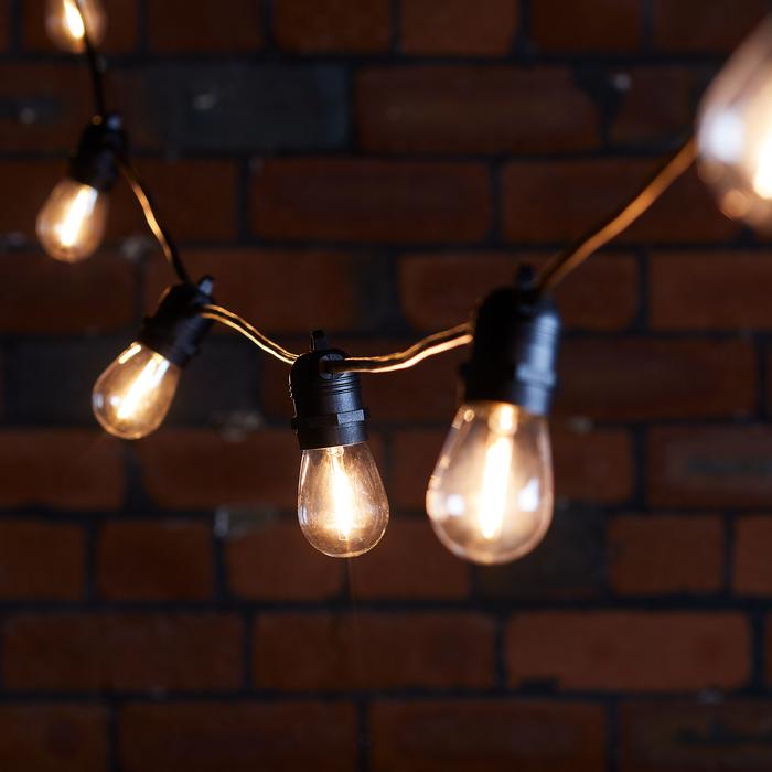 Ultimate Connect 40er LED Lichterkette Glühbirnen warmweiß koppelbar schwarzes Kabel