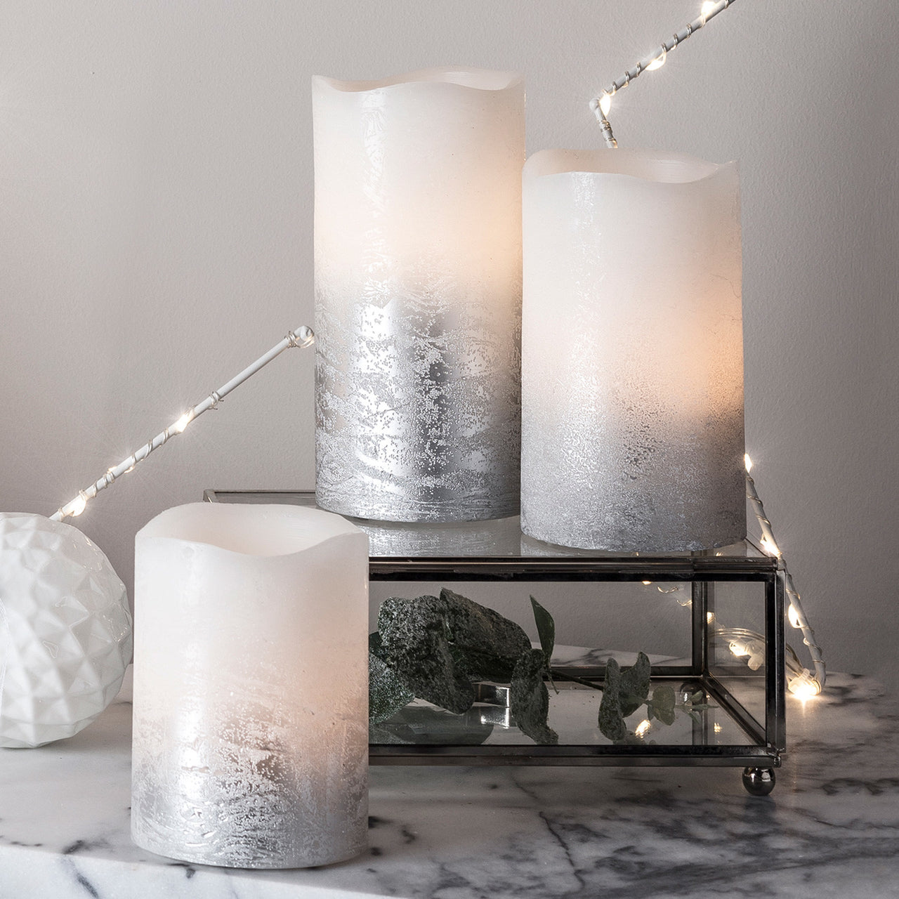 3er Set LED Echtwachs Kerzen flackernd warmweiß silber