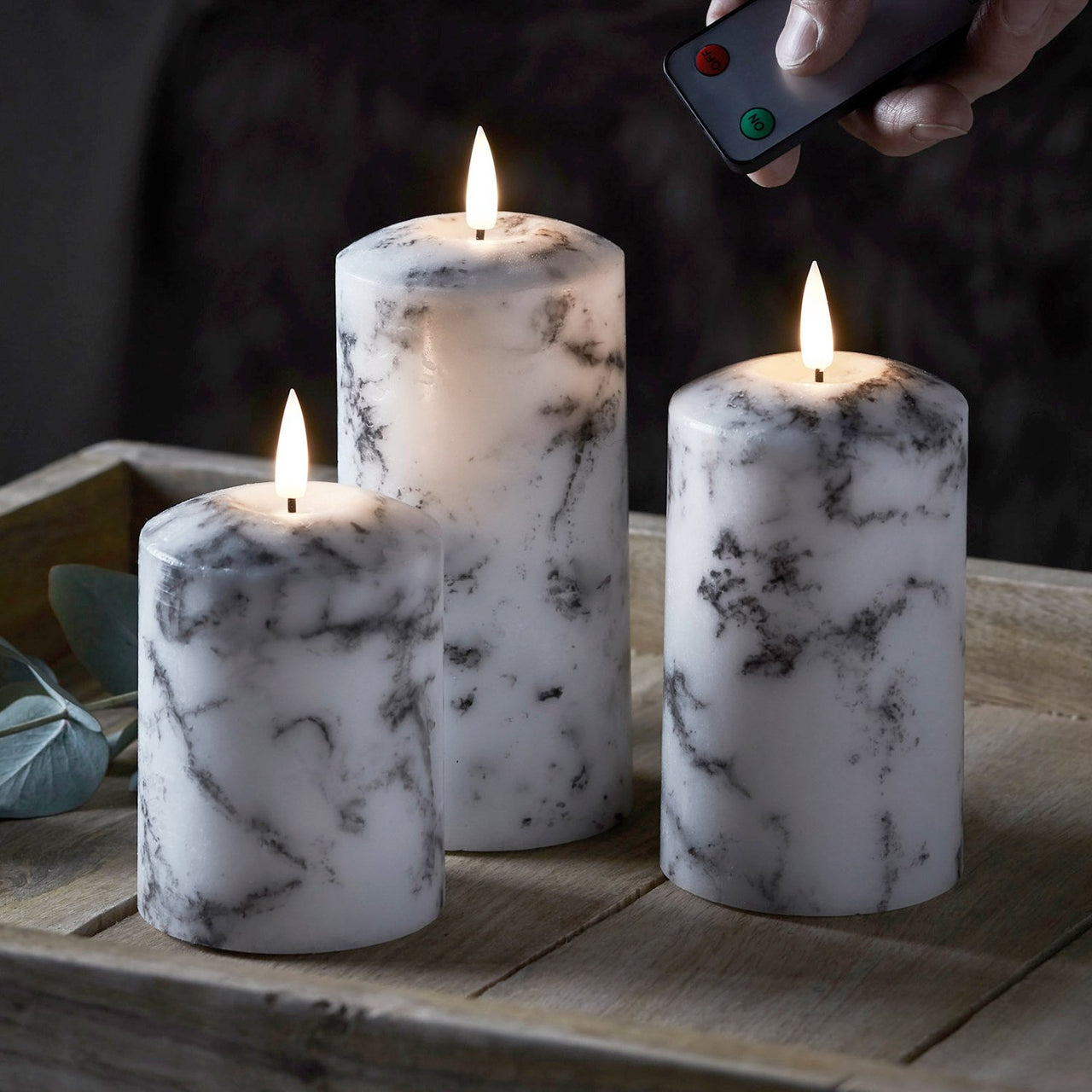 3er Set Marmor LED-Kerzen im Dunkeln.