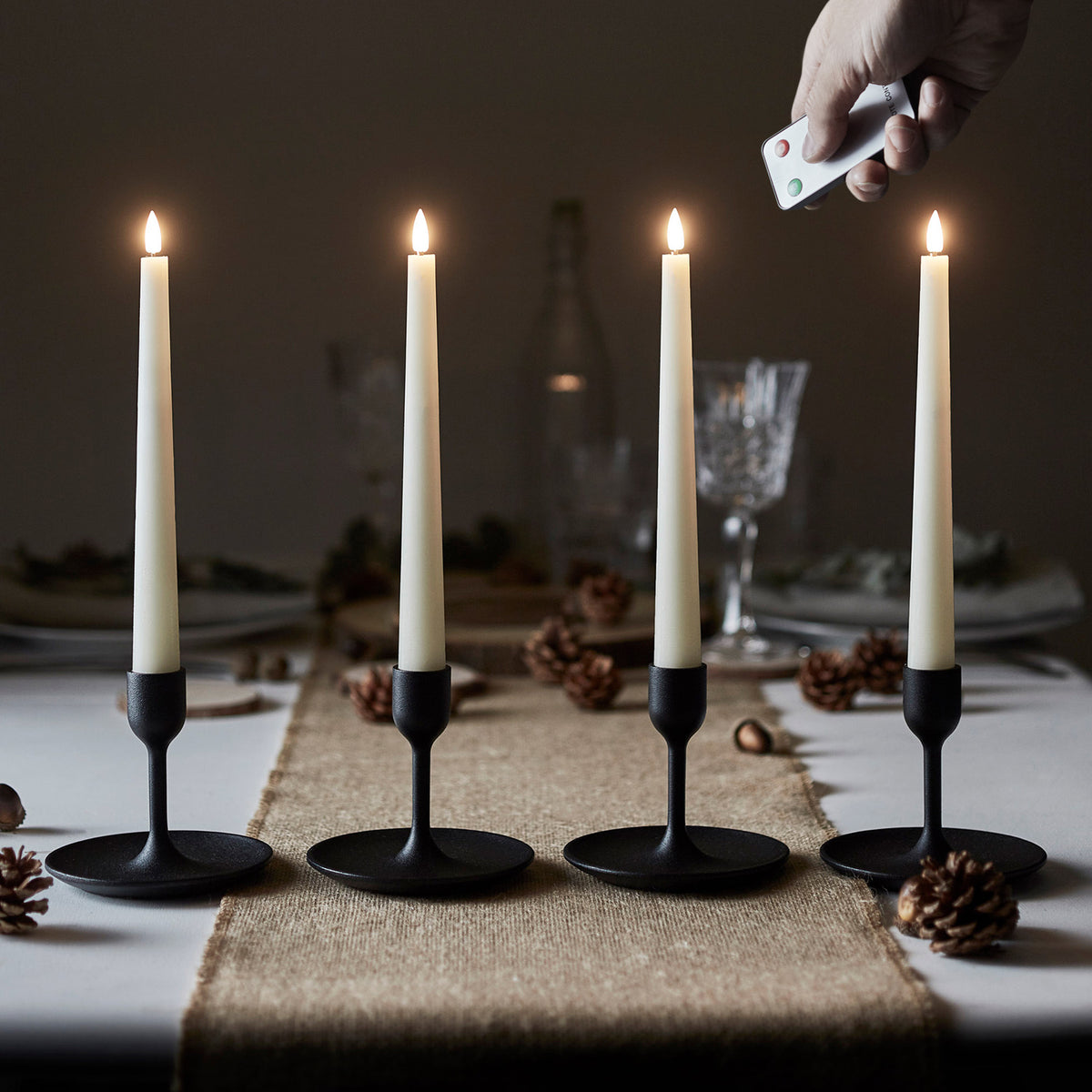 4er Set TruGlow® LED Stabkerzen