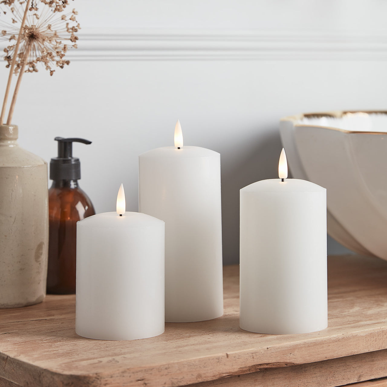 TruGlow® LED Kerzen Trio weiß mit Fernbedienung