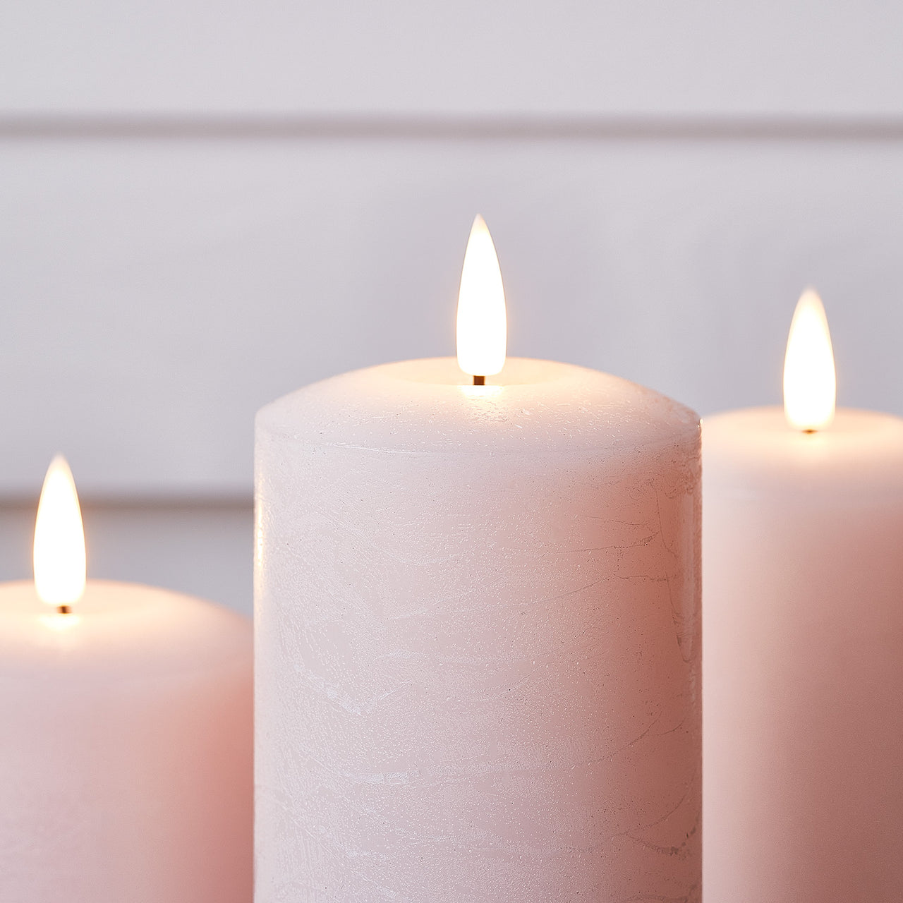 TruGlow® LED Kerzen Trio rosa mit Fernbedienung