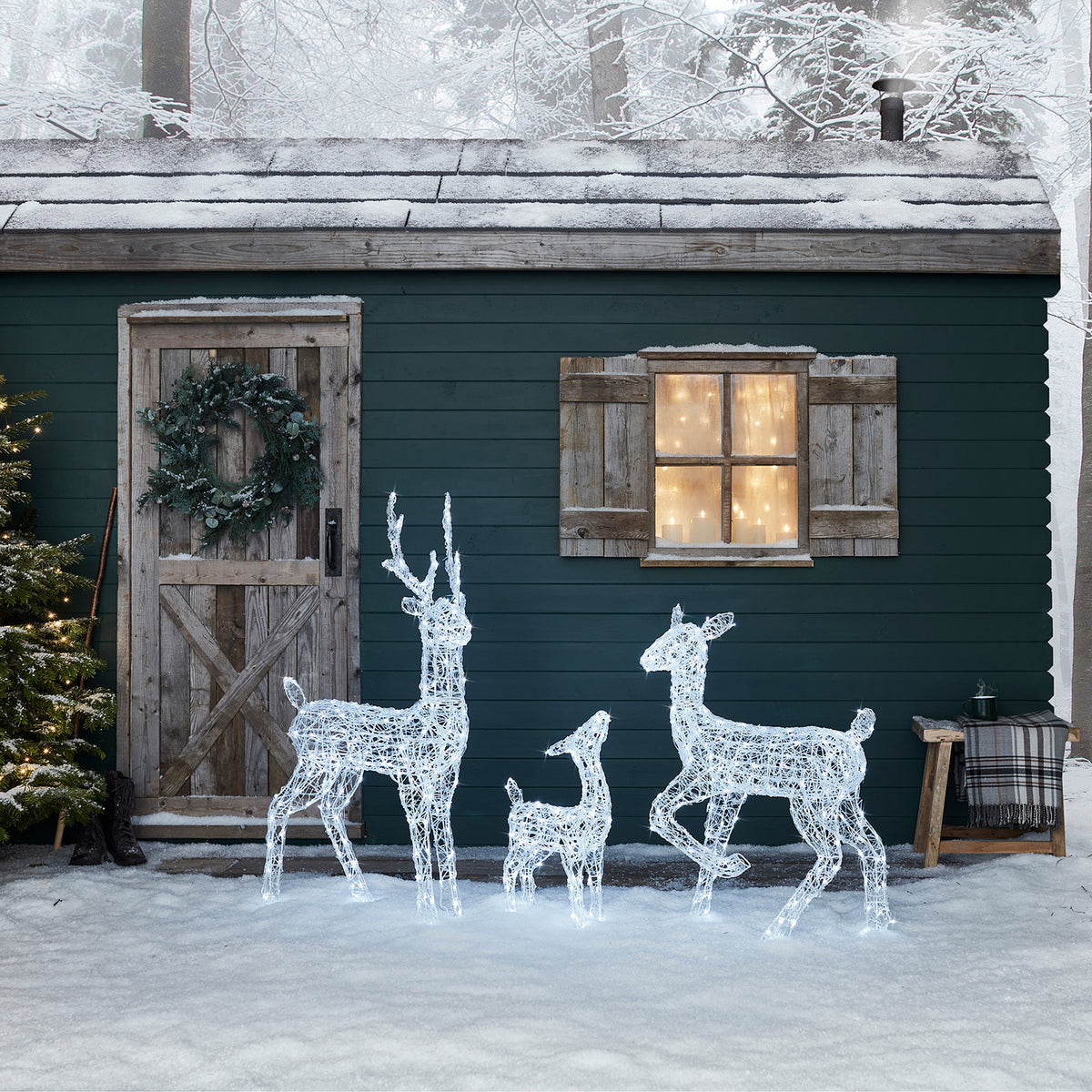 Swinsty Acryl LED Rentier-Familie Weihnachtsfiguren außen