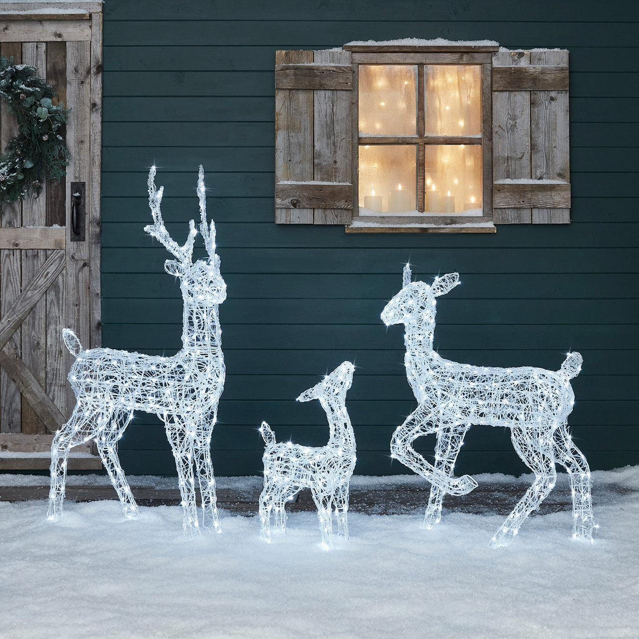 Swinsty Acryl LED Rentier-Familie Weihnachtsfiguren außen