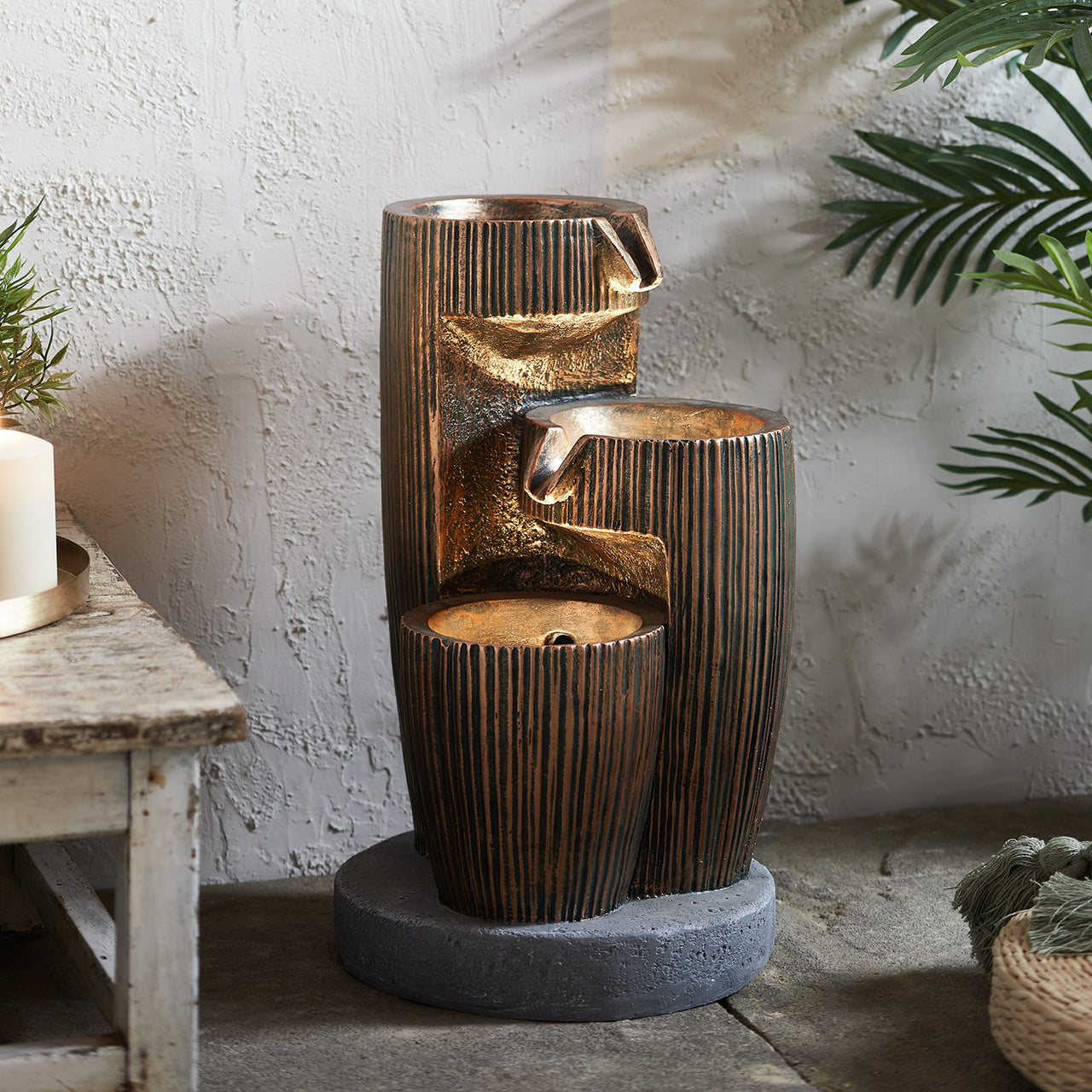 LED Gartenbrunnen mit 3 Stufen bronzefarben