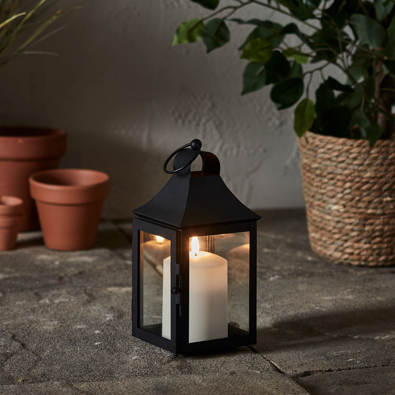 25cm Gartenlaterne mit TruGlow® Outdoor Kerze mit Fernbedienung