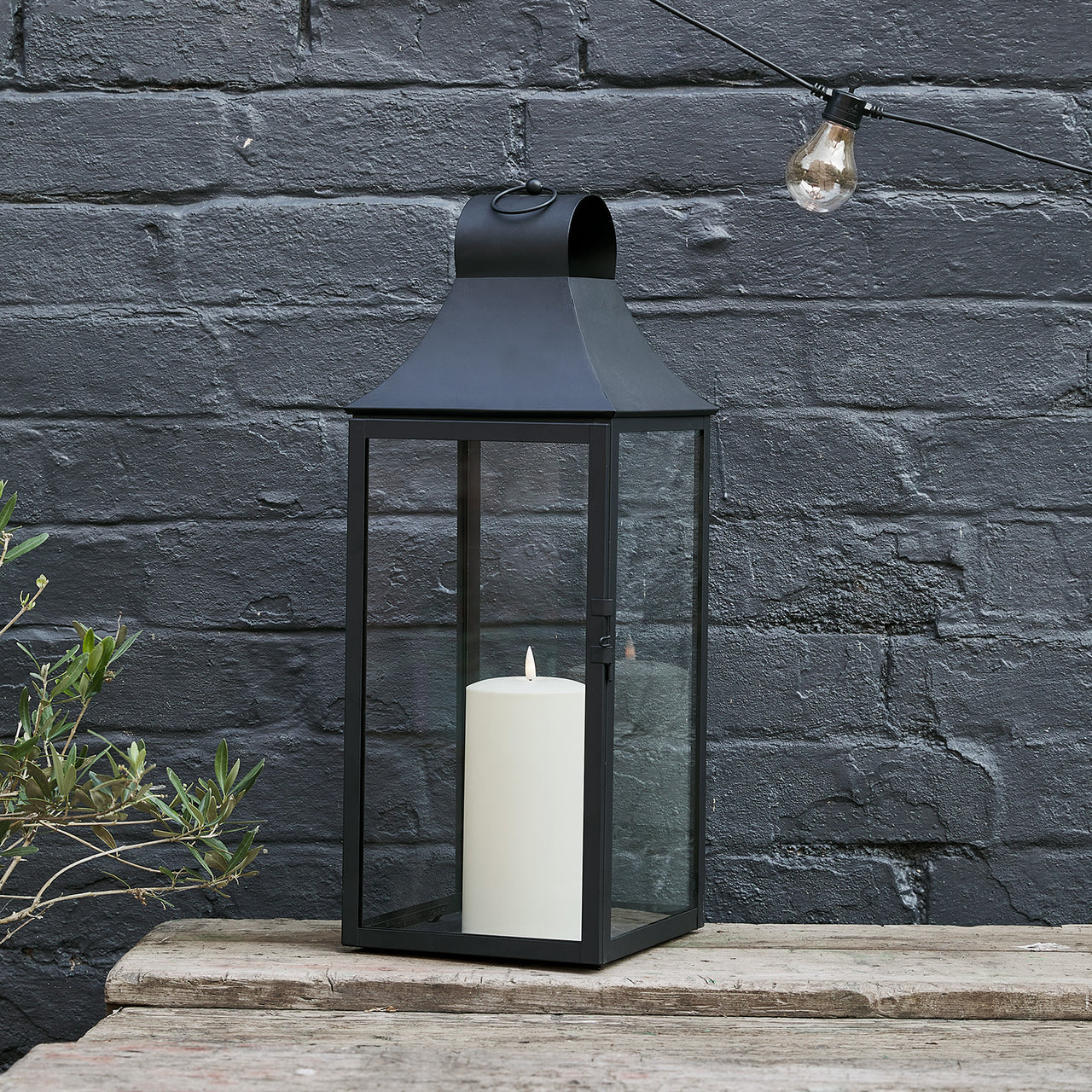 59cm Albury Gartenlaterne mit TruGlow® Outdoor Kerze