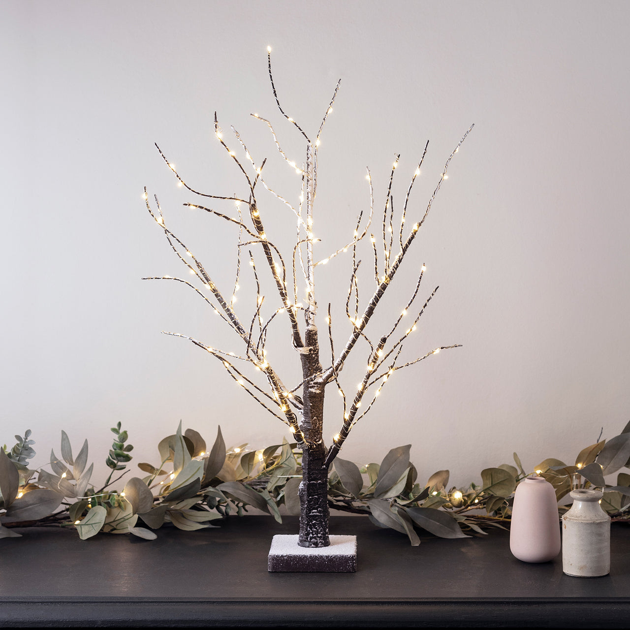 https://www.lights4fun.de/cdn/shop/products/LL17033_Mini-Micro_Pre-Lit-Light-Twig_Tree-Christmas-Close_P1.jpg?v=1701868886&width=1280