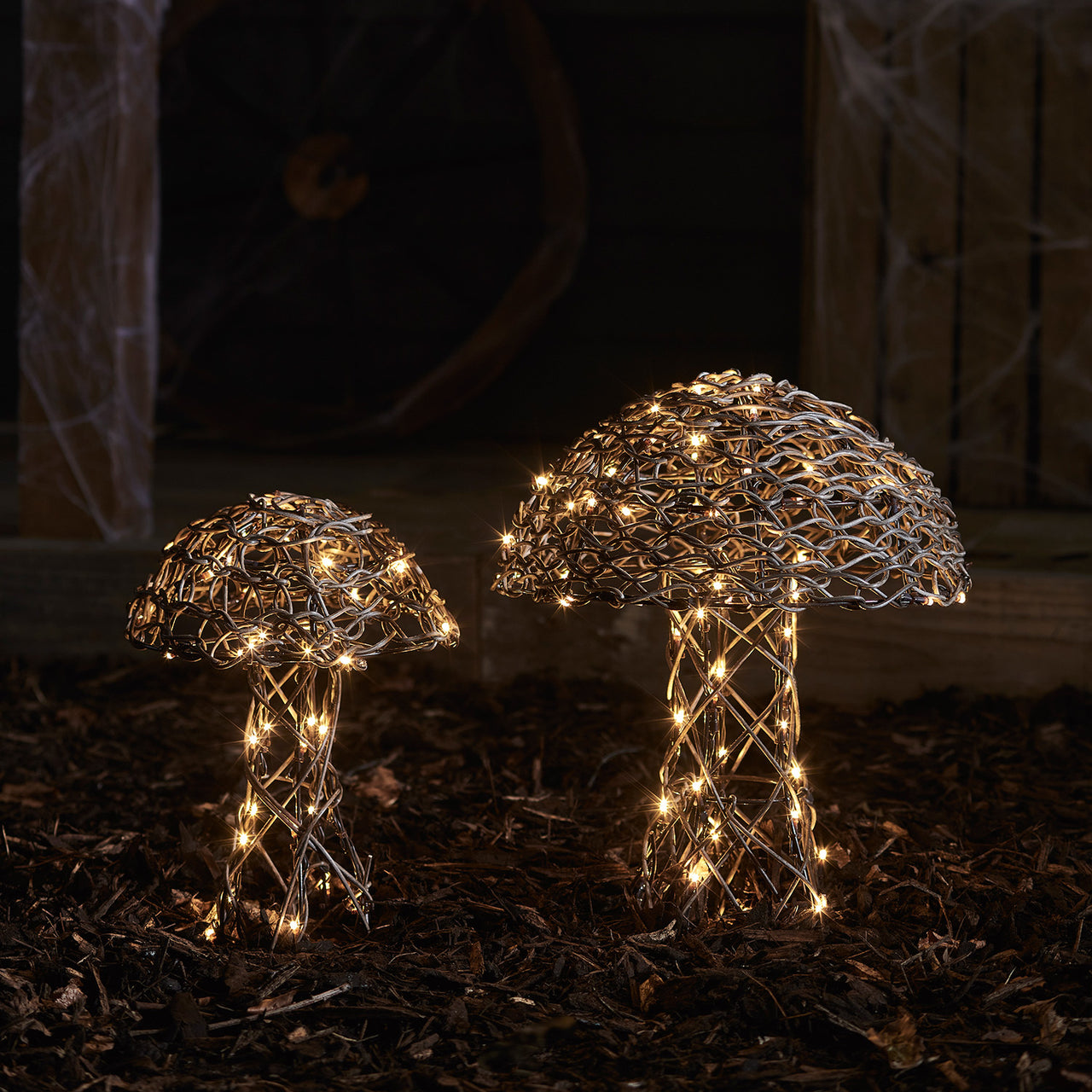 LED Pilz Deko aus Rattan