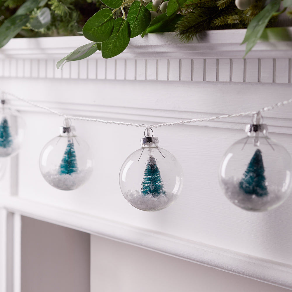 10er Lichterkette Weihnachtsbaumkugeln mit Tannenbäumen