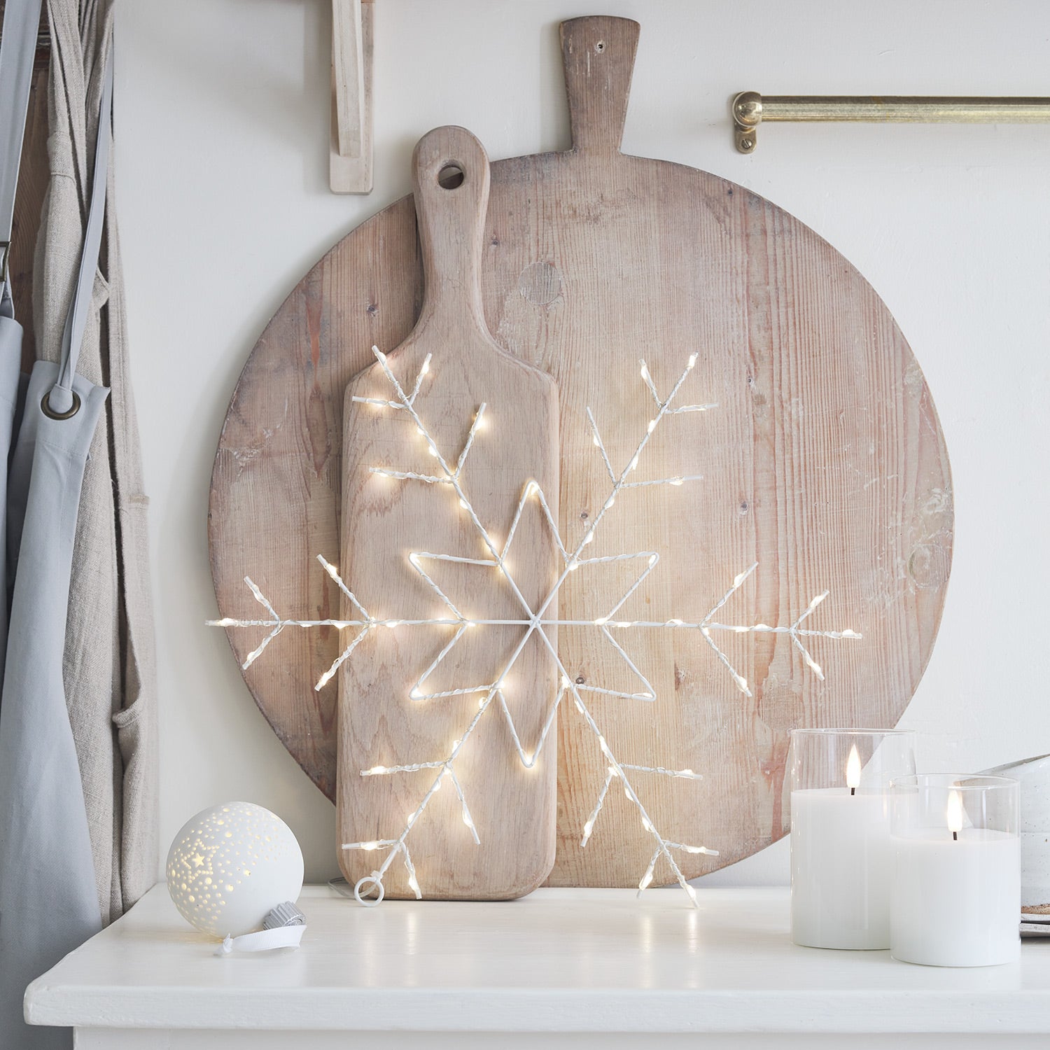 2er Set Osby LED Sterne Mit Timer – Batteriebetrieben, Für Innen, Großer & Kleiner Stern, Warmweißes Licht