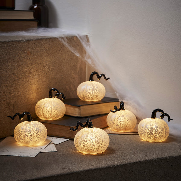 Halloween Deko Kürbisse mit Truglow® LED Kerzen