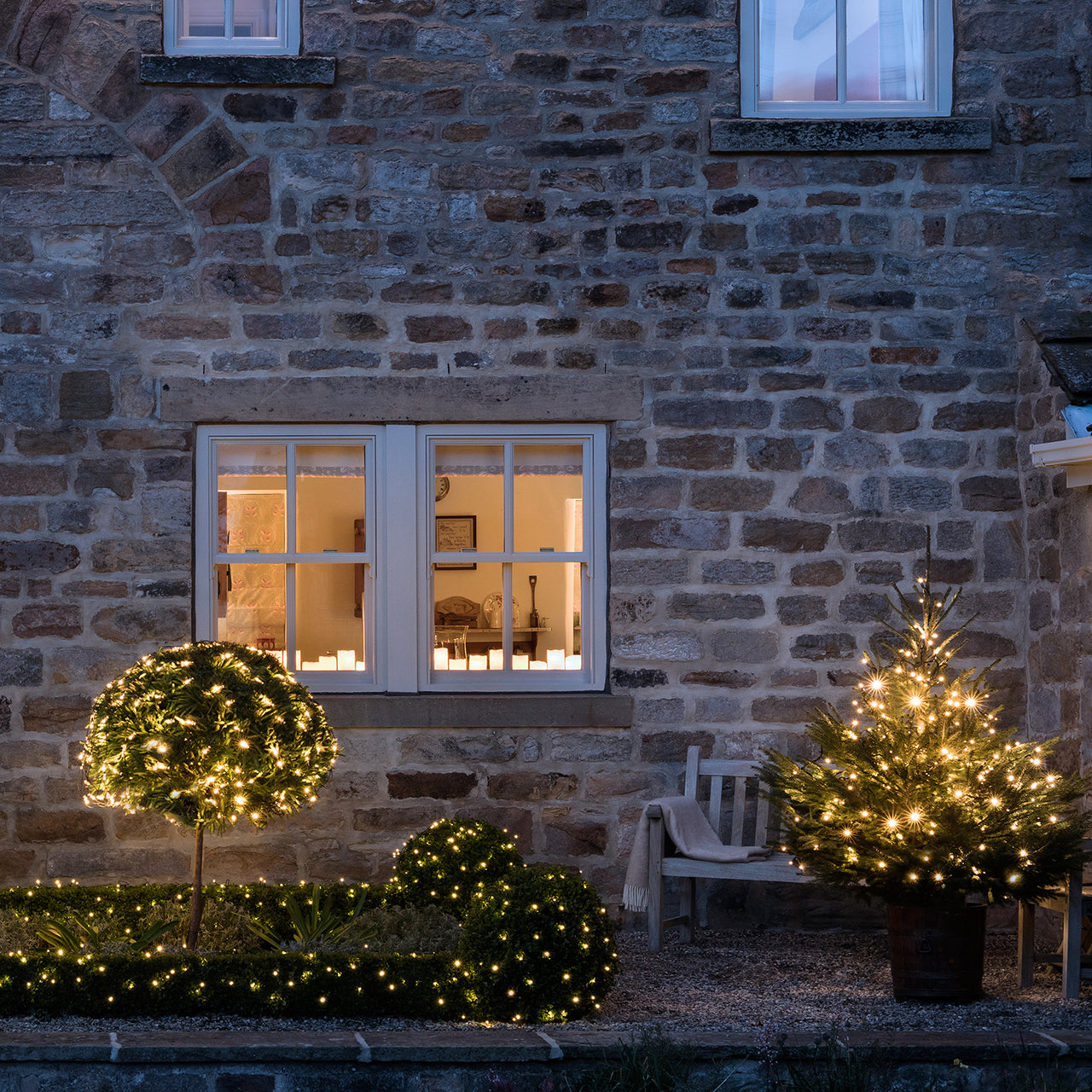 Core Connect 70m 700er LED Lichterkette warmweiß koppelbar grünes Kabel