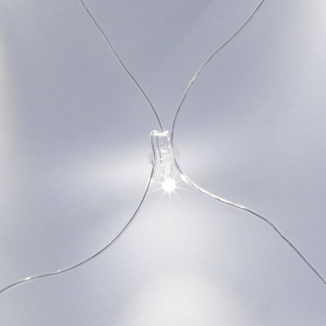 Core Connect 12m x 2m 840er LED Lichternetz weiß koppelbar transparentes Kabel