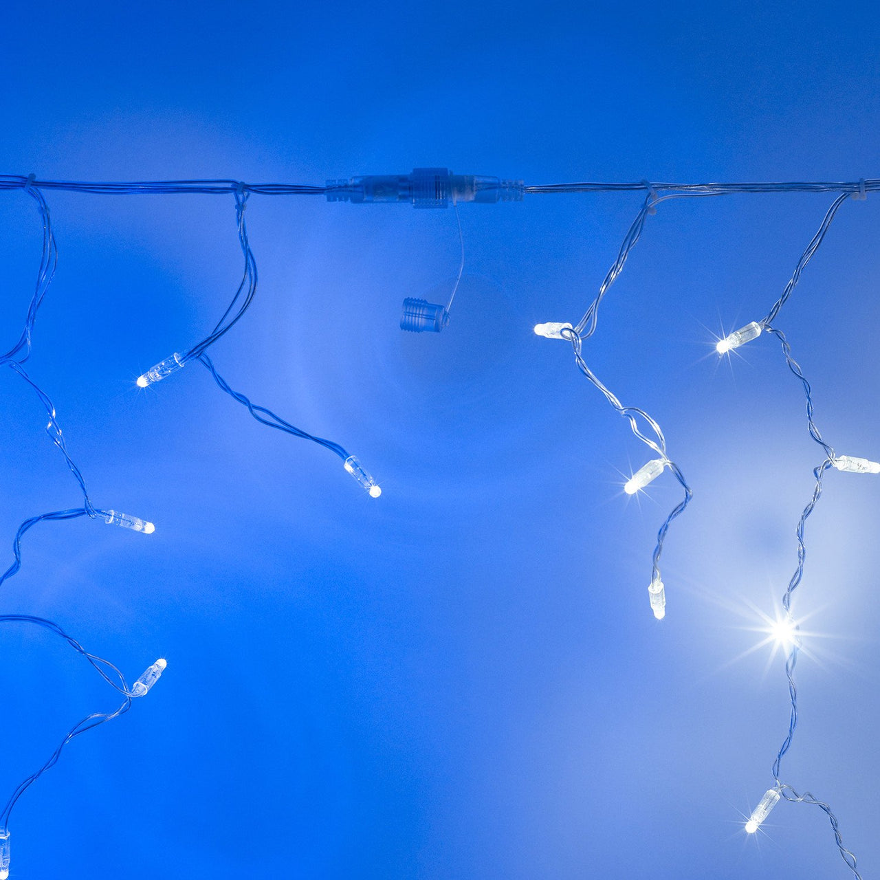 Core Connect 22m 704er LED Eiszapfen Lichterkette weiß koppelbar transparentes Kabel