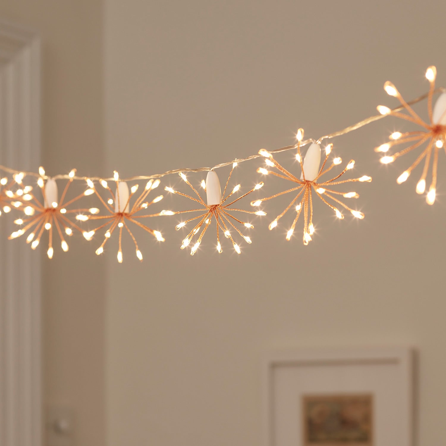 15er LED Lichterkette Sternenbälle rosegold online kaufen Lights4fun.de