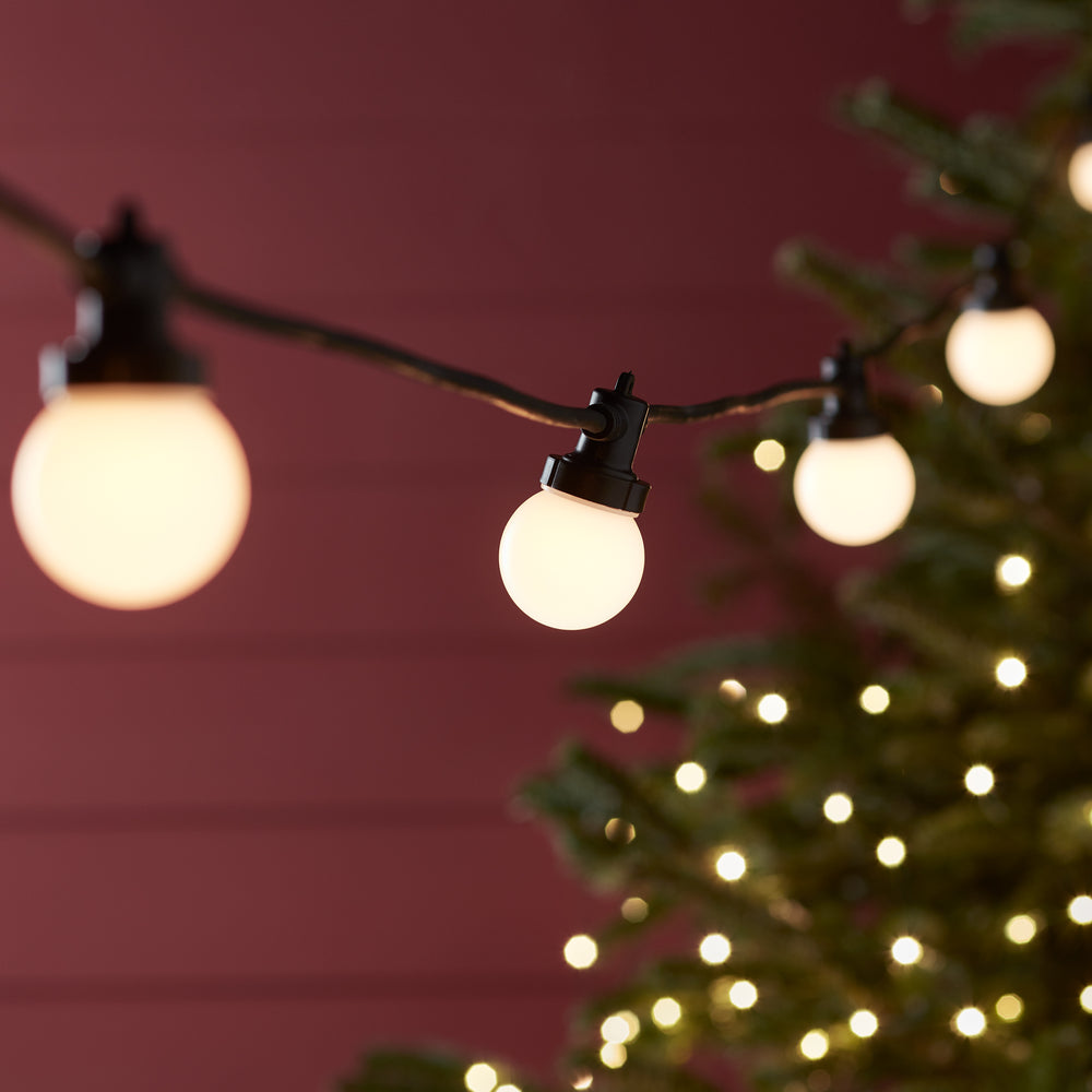 Pro Connect 10m 20er Party Lichterkette warmweiß koppelbar schwarzes Kabel